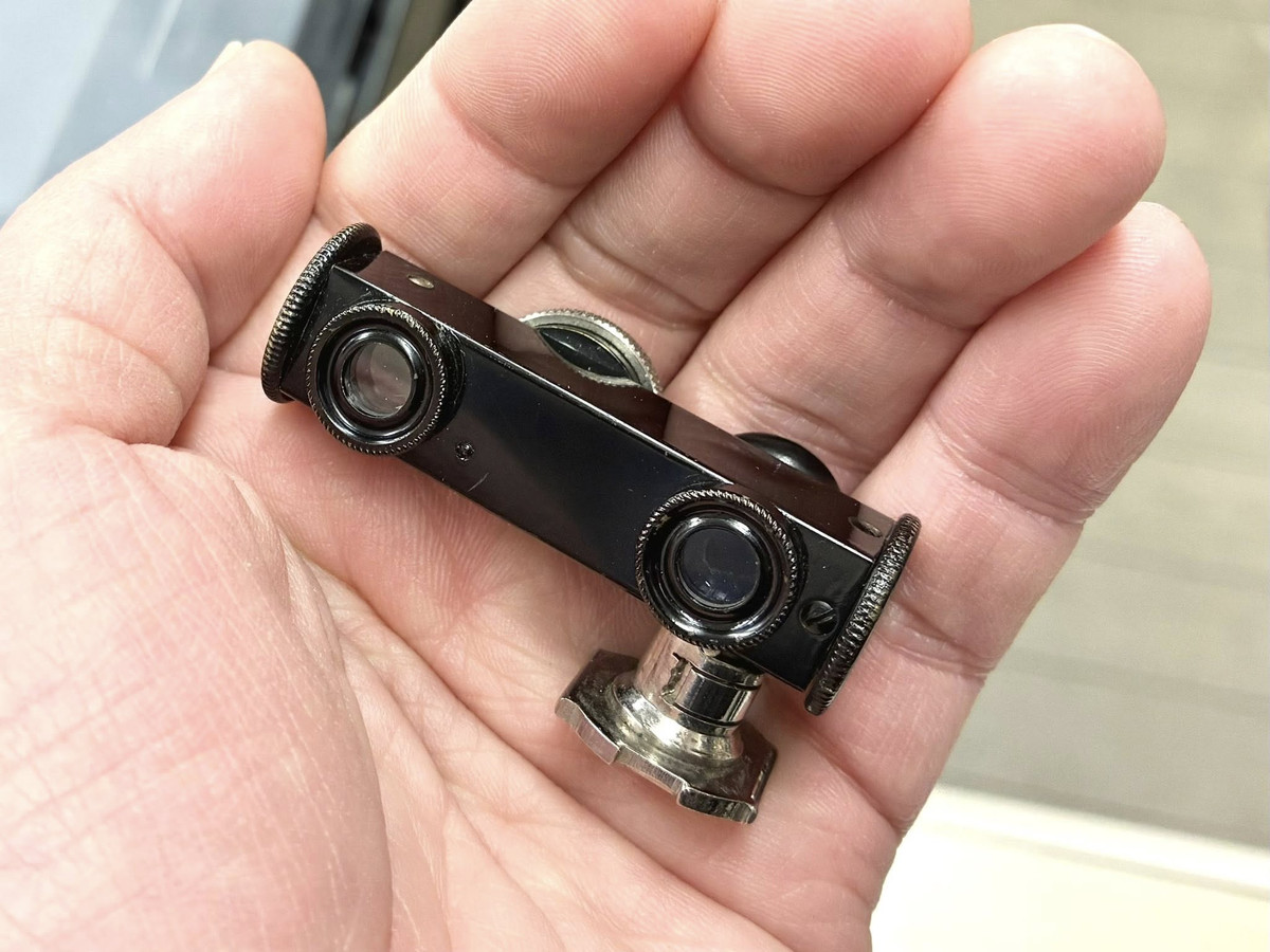 我楽多屋(中古カメラアクセサリーとジャンクカメラ): 物としての面白さ